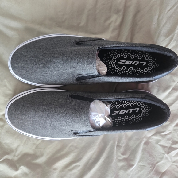 Lugz Other - LUGZ Slip-On Gray Sneakers